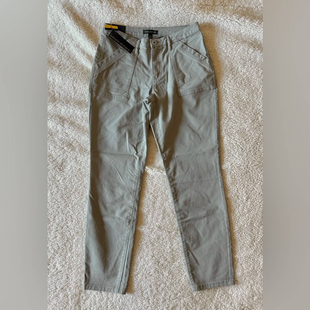 Banana Republic Women’s Gray Cotton Pants / Jeans Size 6 New with Tags